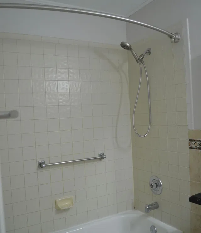  Unit F photo 9