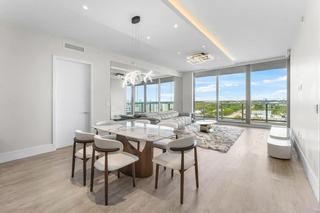 Nautilus 220 Unit 917, 220 Lake Shore Drive, Lake Park, exterior
