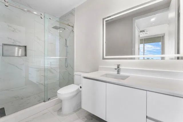 Nautilus 220 Unit 917 photo 29