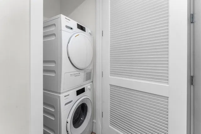 Nautilus 220 Unit 917 photo 31