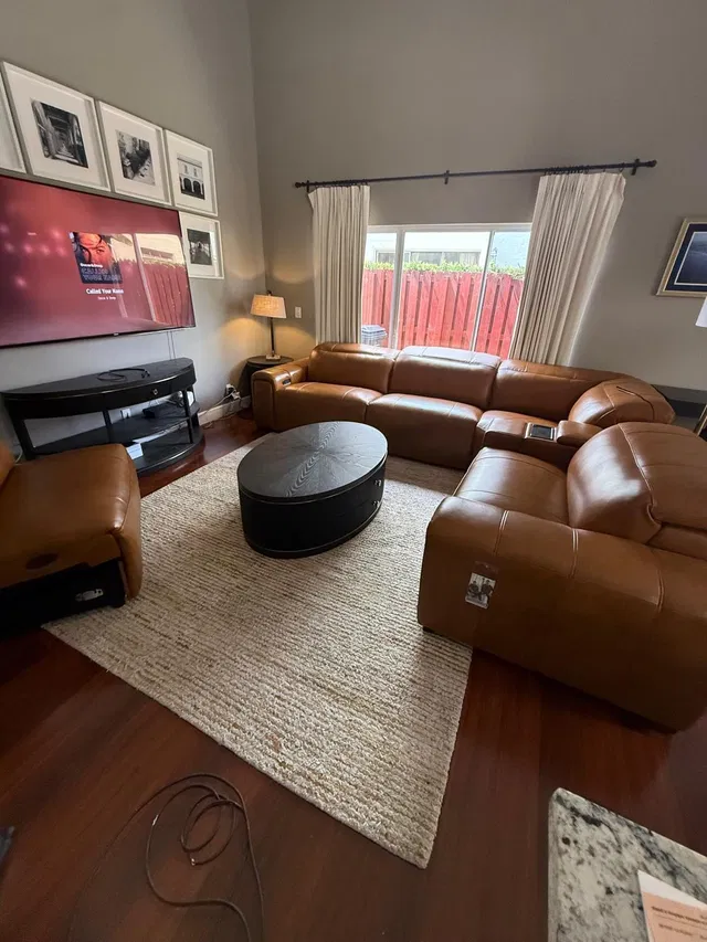 Residence photo 5