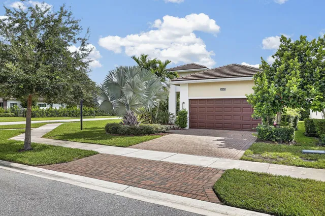 Residence photo 4