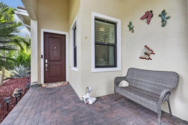 Residence photo 6