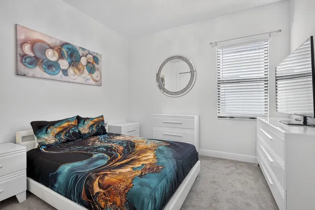 Residence photo 31