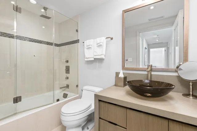 Winthrop House Condos Unit 317 photo 13