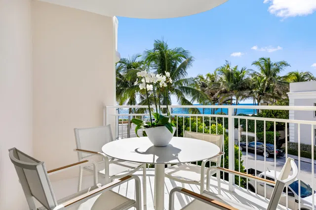 Winthrop House Condos Unit 317 photo 19