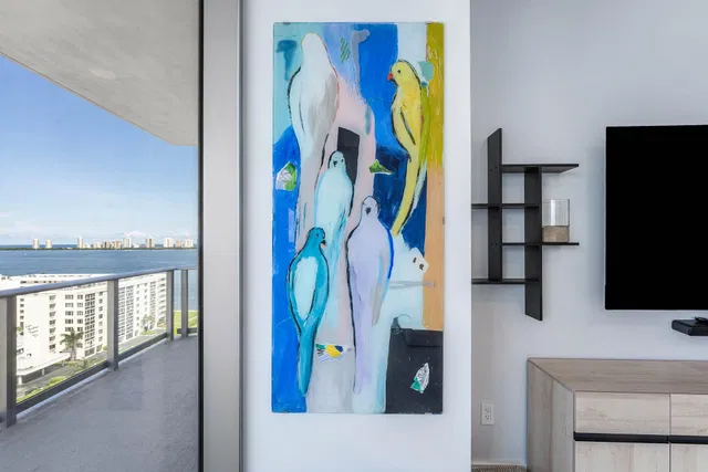 Nautilus 220 Unit 1209 photo 26