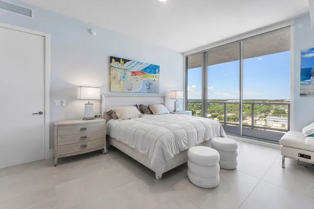 Nautilus 220 Unit 1209 photo 29
