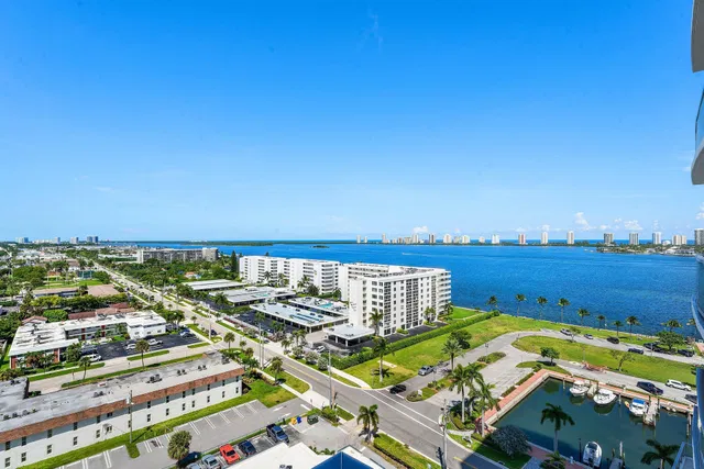 Nautilus 220 Unit 1209 photo 84