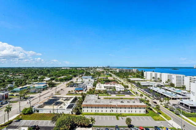Nautilus 220 Unit 1209 photo 86