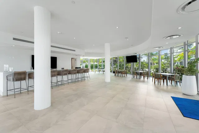 Nautilus 220 Unit 1209 photo 97