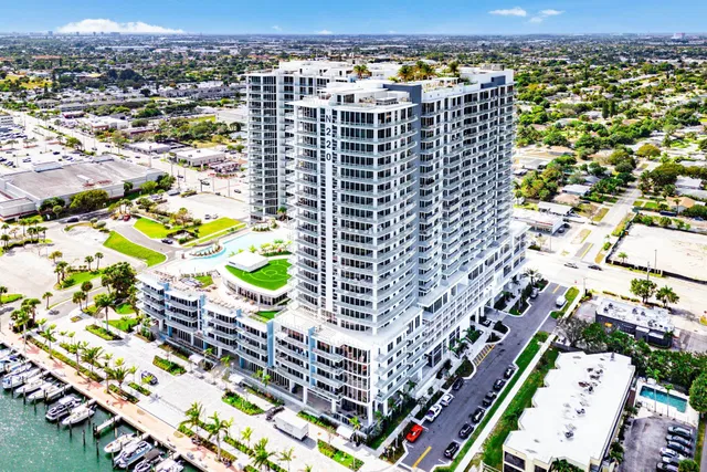 Nautilus 220 Unit 1209 photo 101