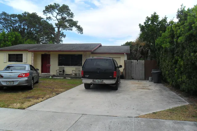 Residence photo 6