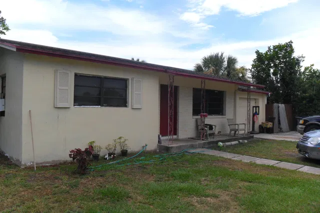 Residence photo 8