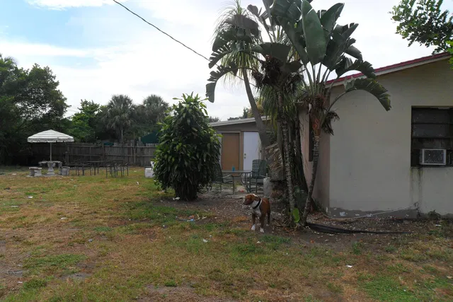 Residence photo 12