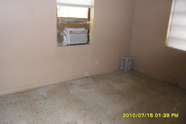 Residence photo 20
