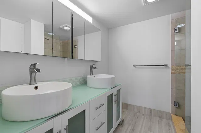 Boca Raton Unit 205 photo 13