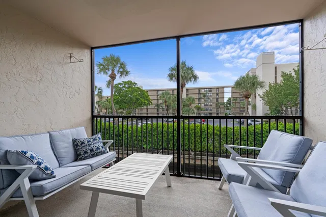 Boca Raton Unit 205 photo 17