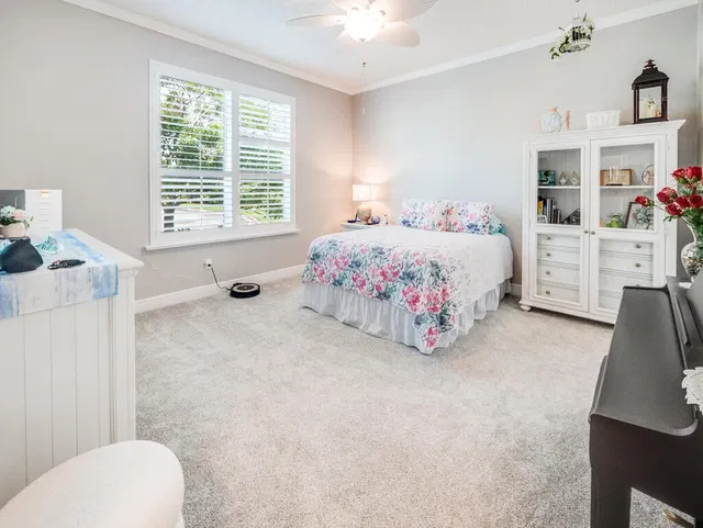 Residence photo 15