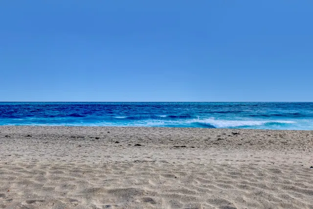 Singer Island Unit 304 photo 23