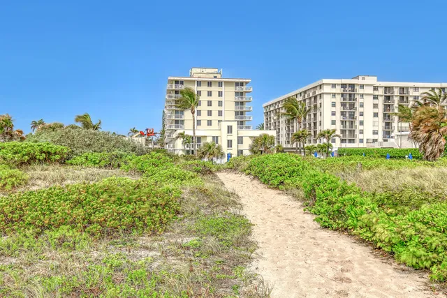 Singer Island Unit 304 photo 24