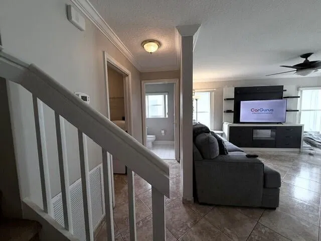 Residence photo 6