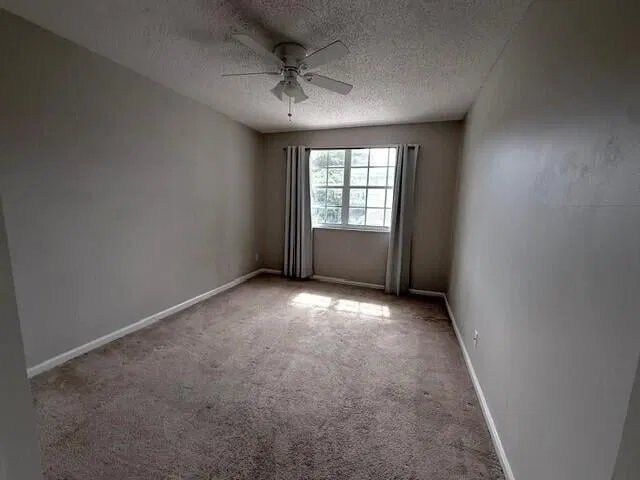 Residence photo 15
