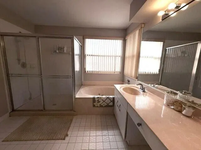 Residence photo 19
