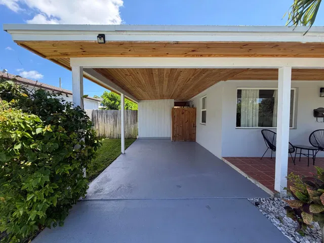 SoSo West Palm Beach Residence photo 8