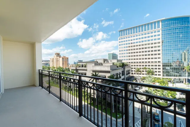 Cityplace South Tower Unit 609 photo 5