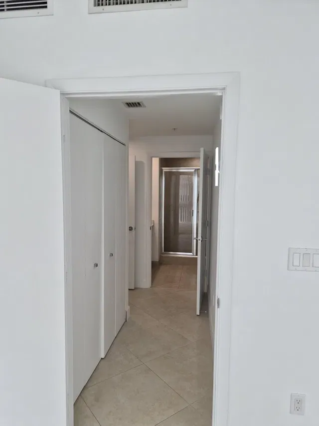Cityplace South Tower Unit 609 photo 8
