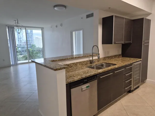 Cityplace South Tower Unit 609 photo 19