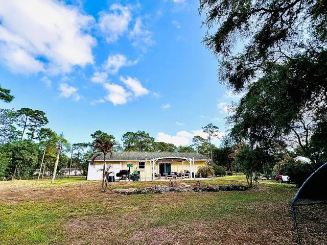 Residence photo 4