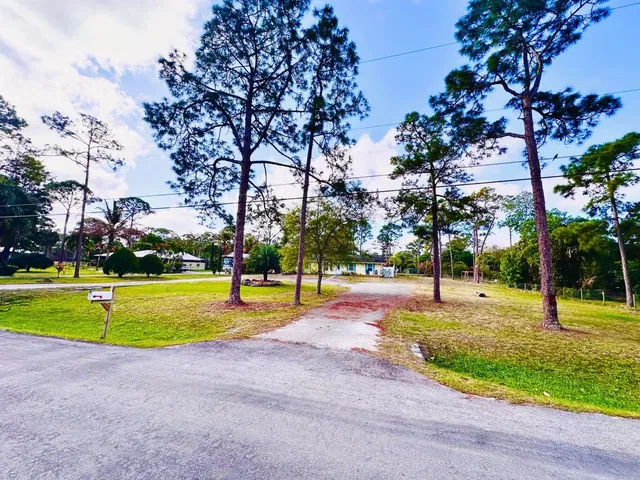 Residence photo 6