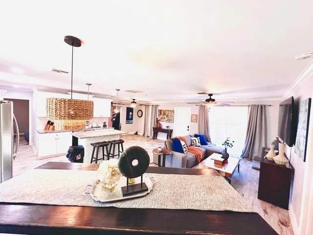 Residence photo 15