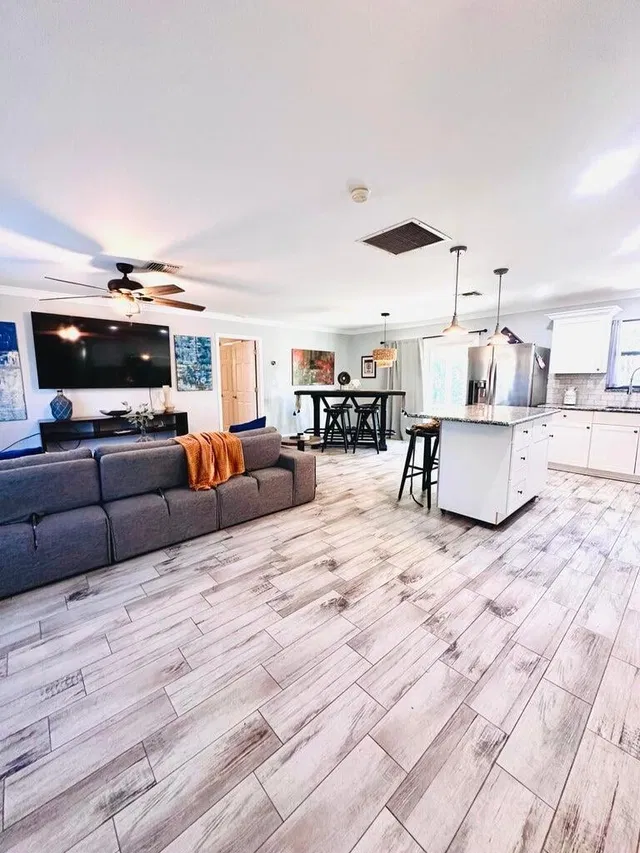 Residence photo 20