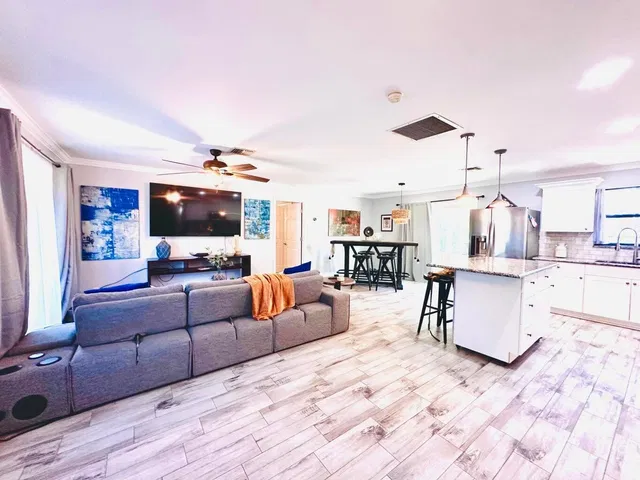 Residence photo 21