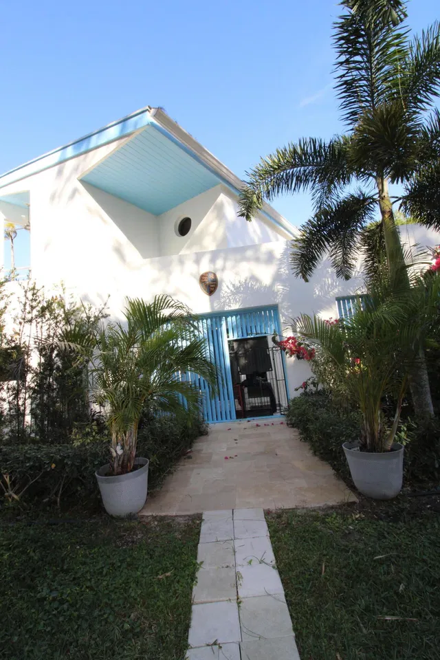 Residence photo 32