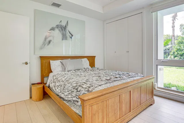 Residence photo 42