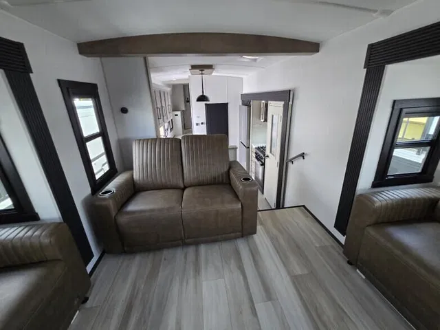 Residence photo 69