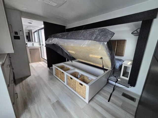 Residence photo 72