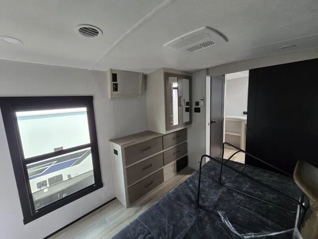 Residence photo 73