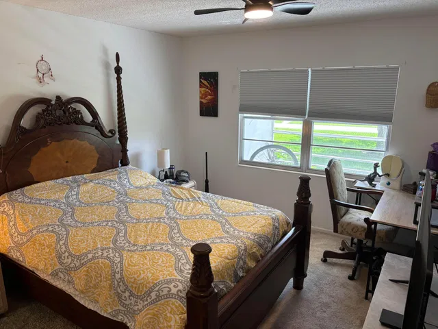 Residence photo 5