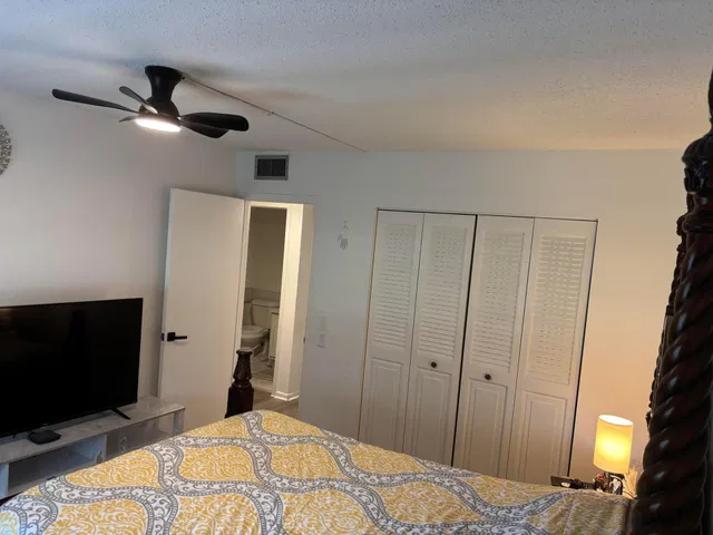 Residence photo 6