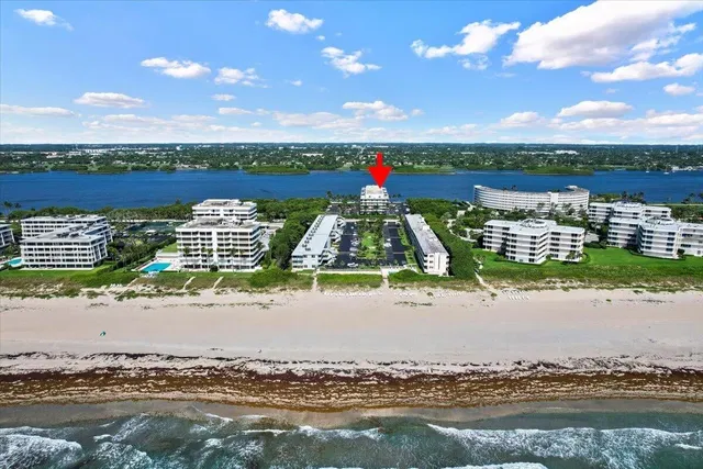 South Palm Beach Residence photo 29