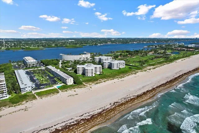 South Palm Beach Residence photo 30