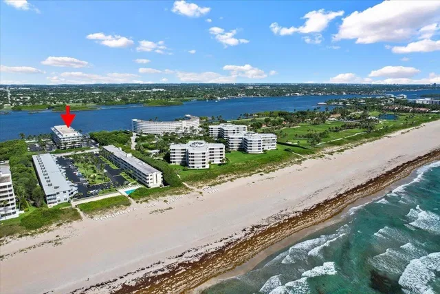 South Palm Beach Residence photo 31
