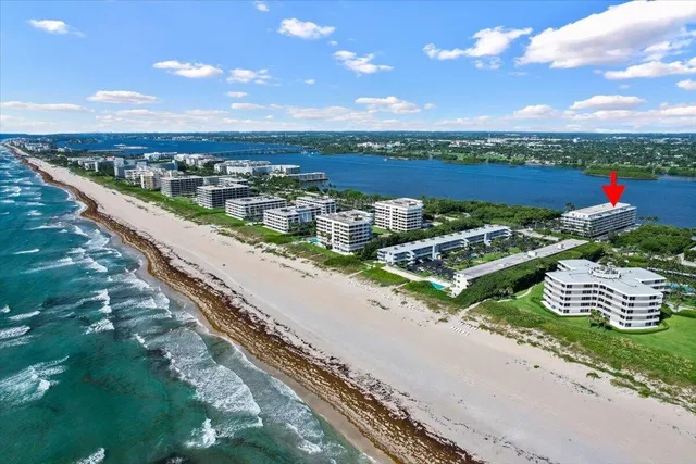 South Palm Beach Residence photo 33