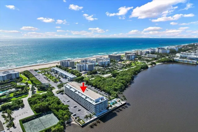 South Palm Beach Residence photo 37