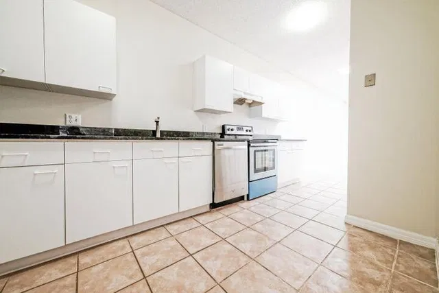 Residence photo 8